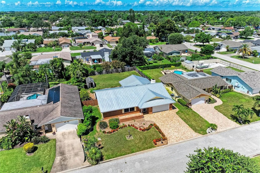 212 68TH STREET NW Bradenton, FL 34209