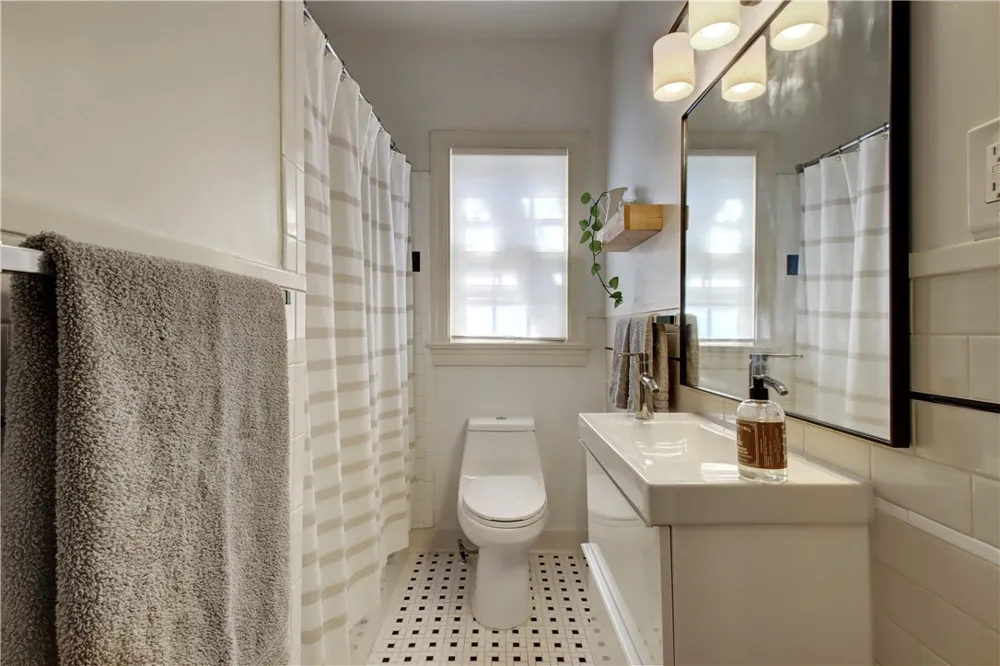 5114 Avenue G Avenue #A Austin, TX 78751