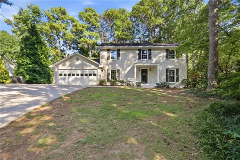 1215 Lake Crest Terrace