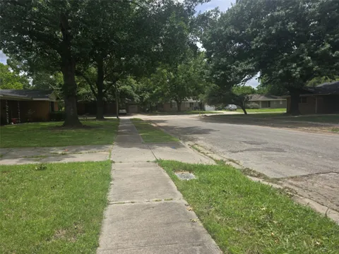 506 Meadow Drive