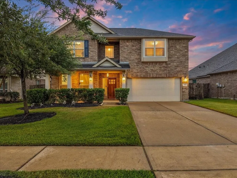 18111 Russett Green Drive Tomball, TX 77377