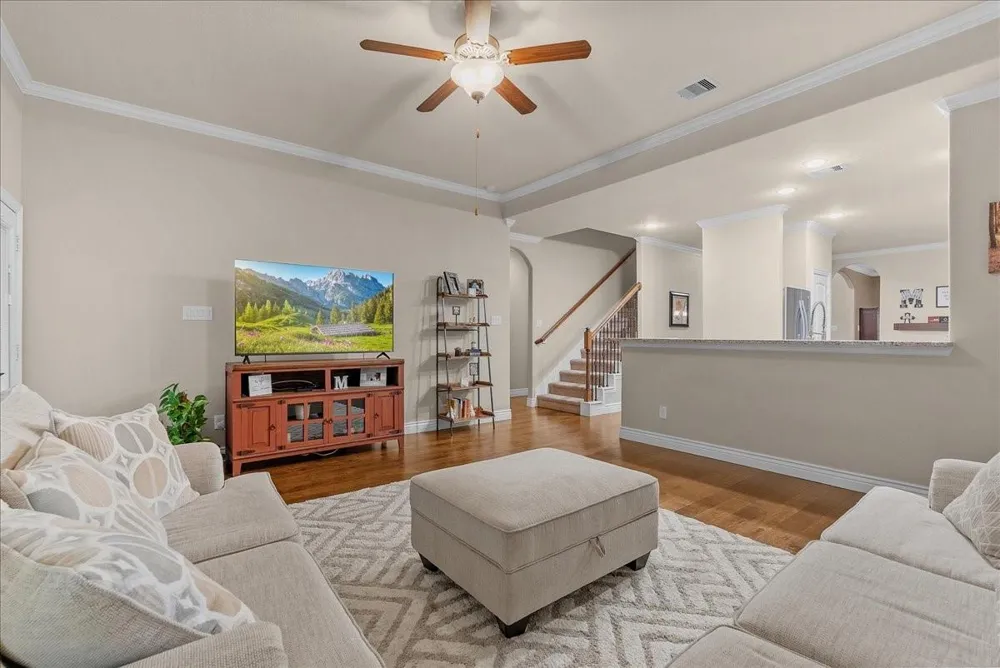 18111 Russett Green Drive Tomball, TX 77377