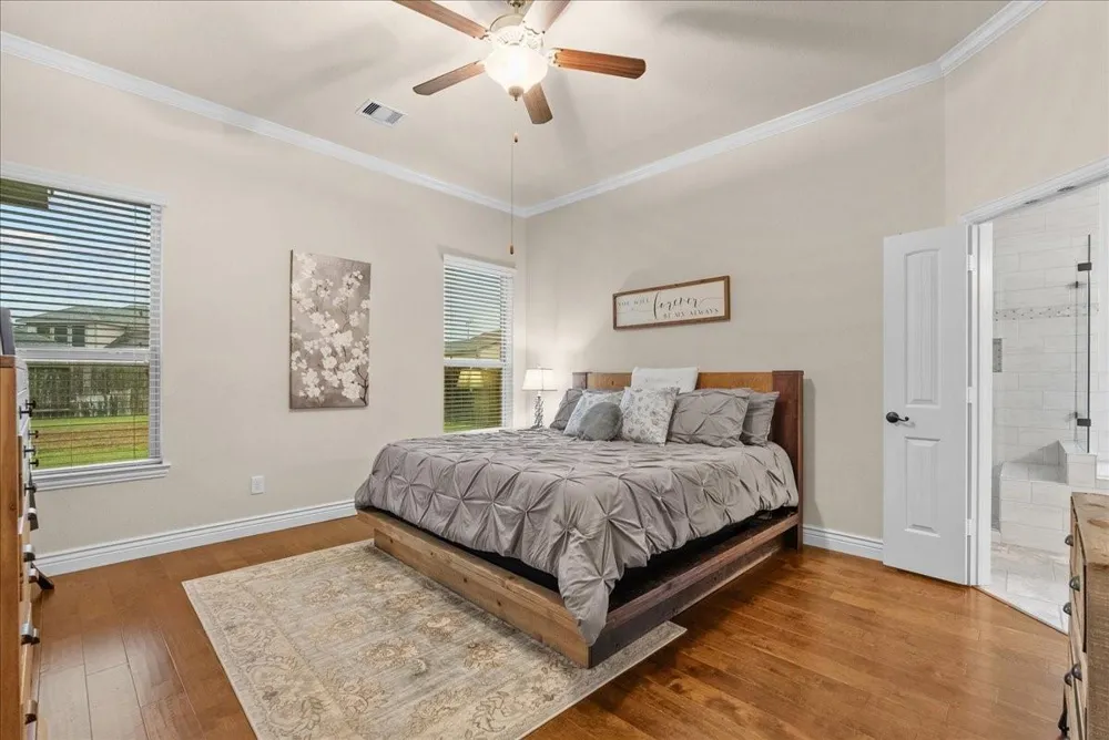 18111 Russett Green Drive Tomball, TX 77377