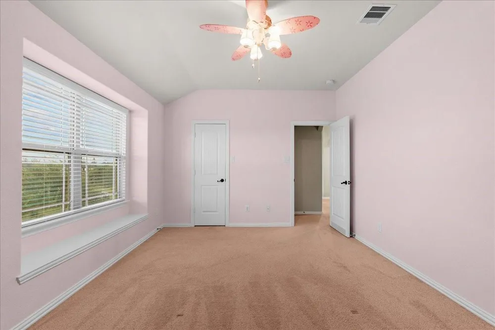 18111 Russett Green Drive Tomball, TX 77377