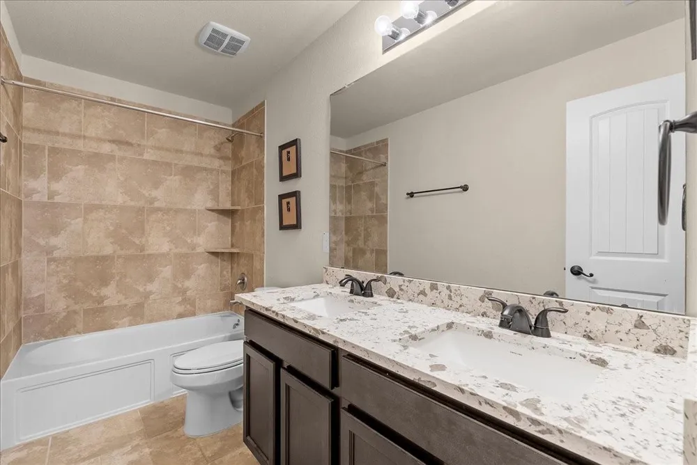 18111 Russett Green Drive Tomball, TX 77377