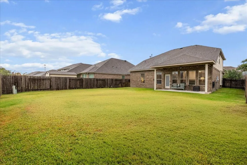 18111 Russett Green Drive Tomball, TX 77377