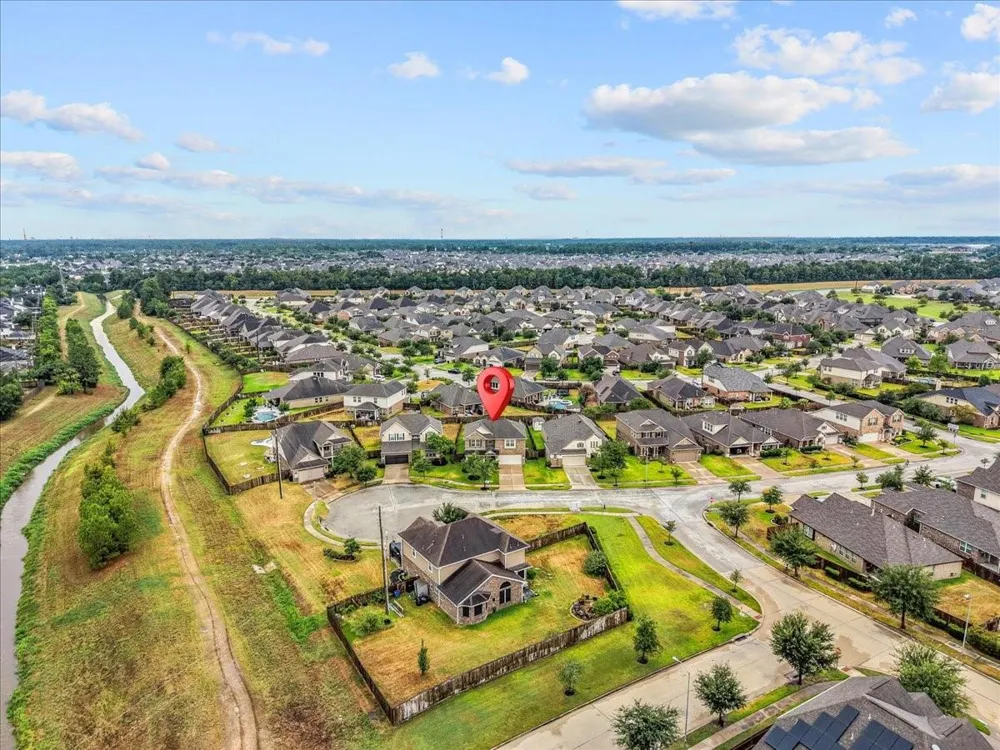 18111 Russett Green Drive Tomball, TX 77377