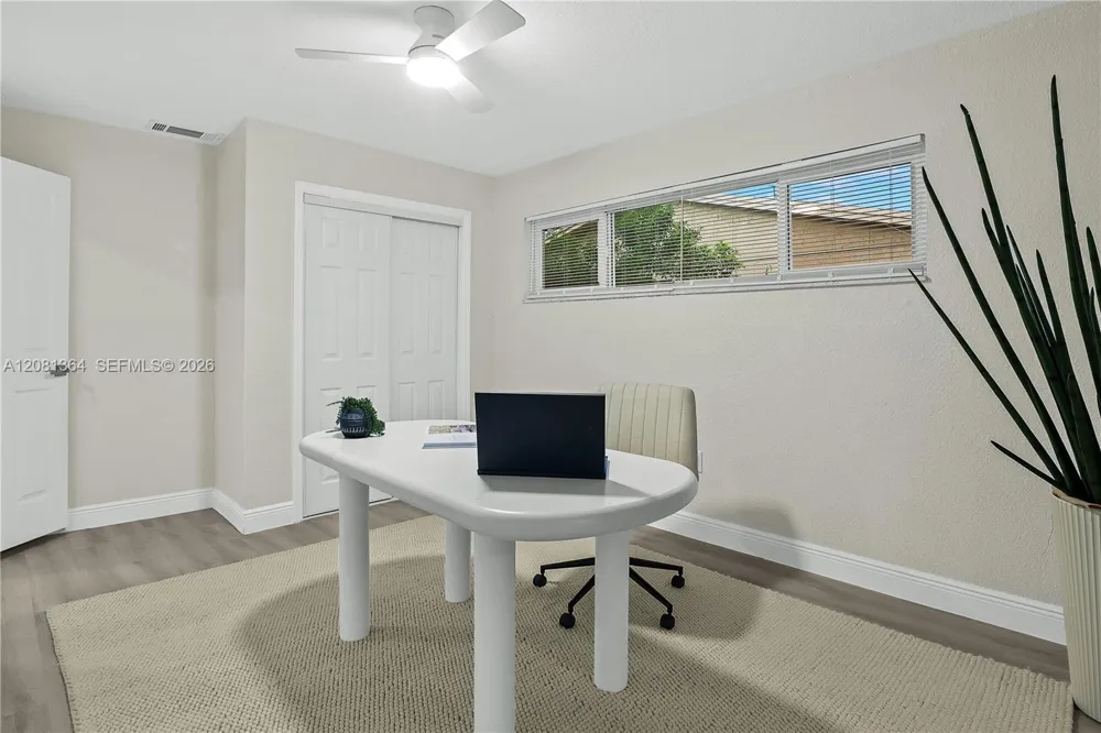 11940 NW 29th Mnr Sunrise, FL 33323