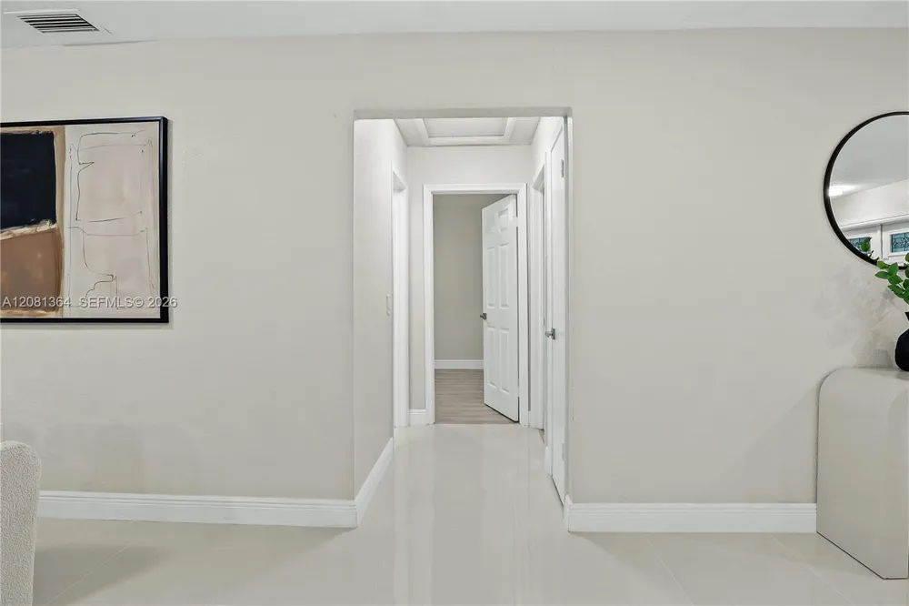 11940 NW 29th Mnr Sunrise, FL 33323