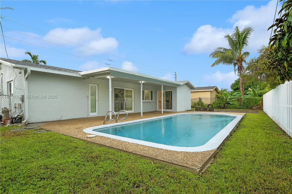 11940 NW 29th Mnr Sunrise, FL 33323