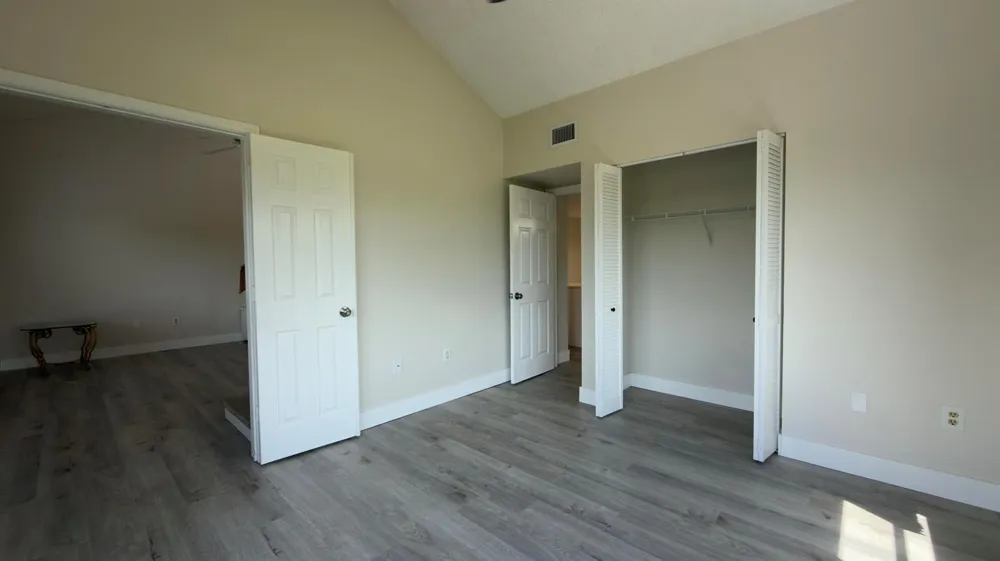 160 BELLA VISTA COURT #60 Jupiter, FL 33477