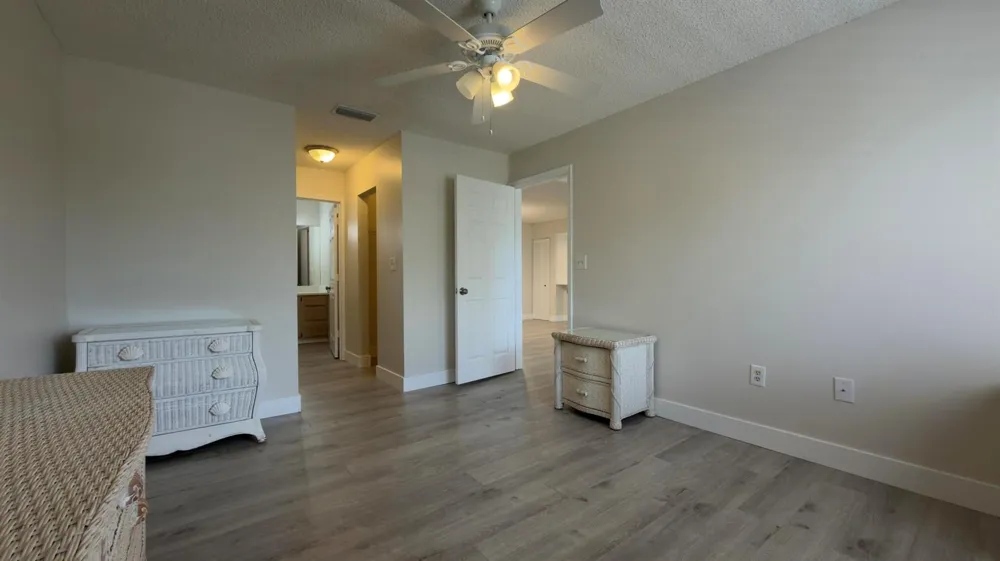 160 BELLA VISTA COURT #60 Jupiter, FL 33477