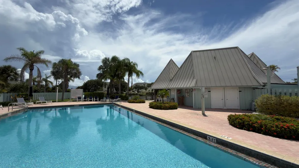 160 BELLA VISTA COURT #60 Jupiter, FL 33477