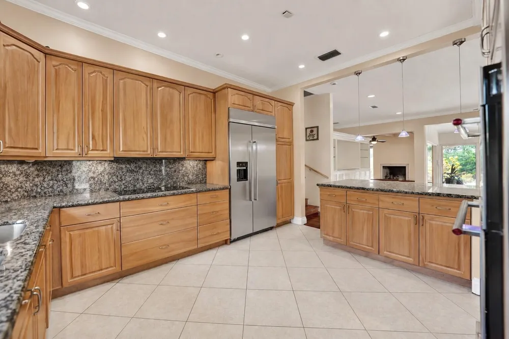 2001 Intracoastal Drive Fort Lauderdale, FL 33305