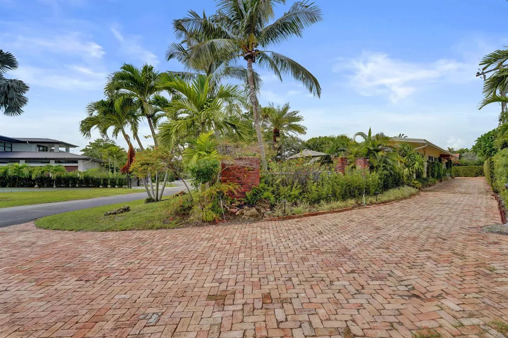 2001 Intracoastal Drive Fort Lauderdale, FL 33305