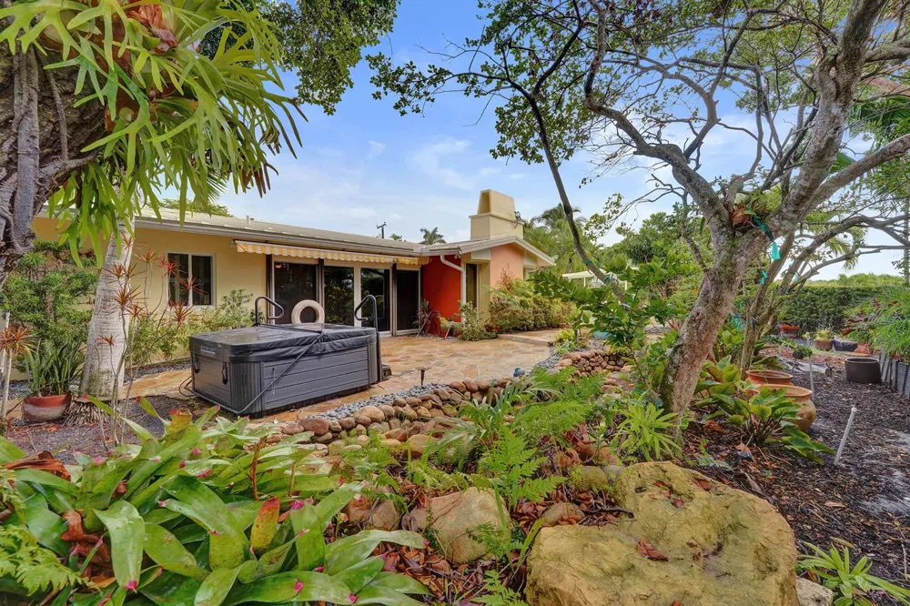 2001 Intracoastal Drive Fort Lauderdale, FL 33305