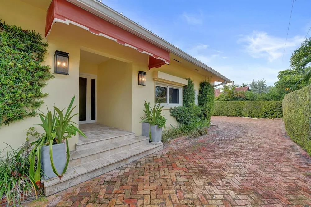 2001 Intracoastal Drive Fort Lauderdale, FL 33305