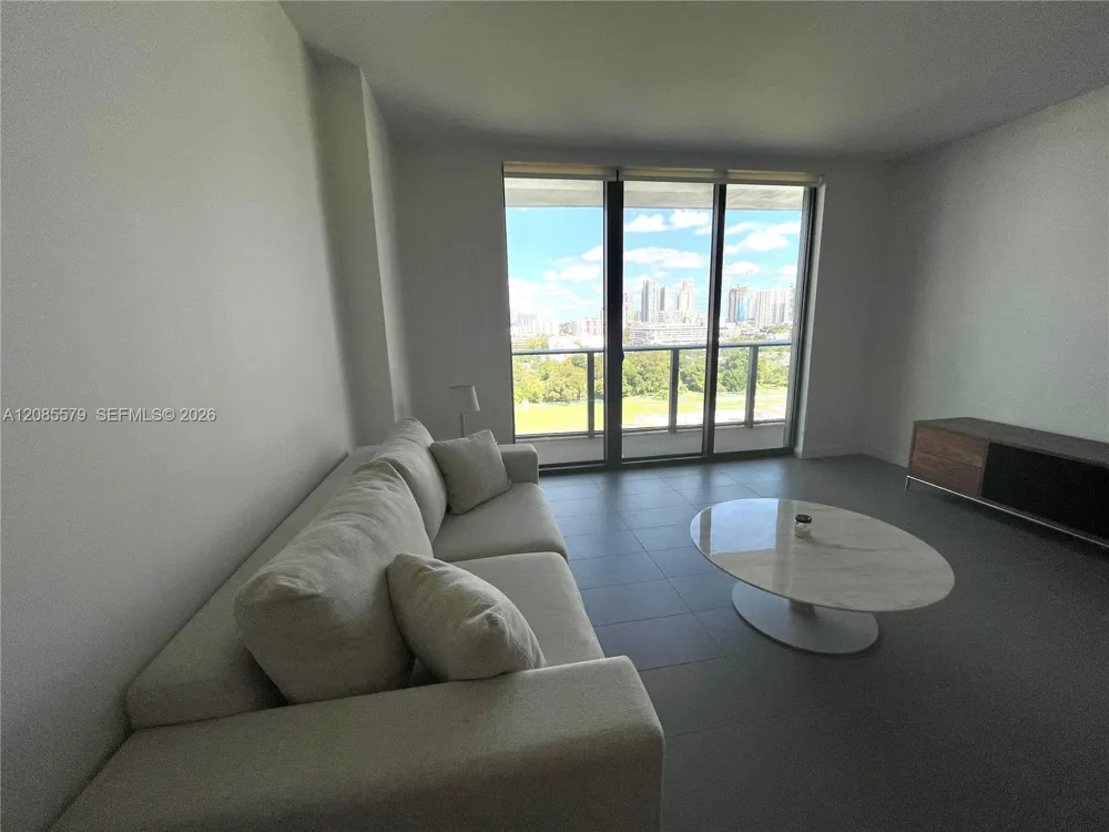 1600 NE 1st Ave #1018 Miami, FL 33132