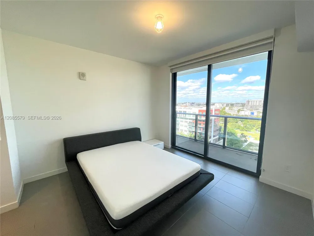 1600 NE 1st Ave #1018 Miami, FL 33132