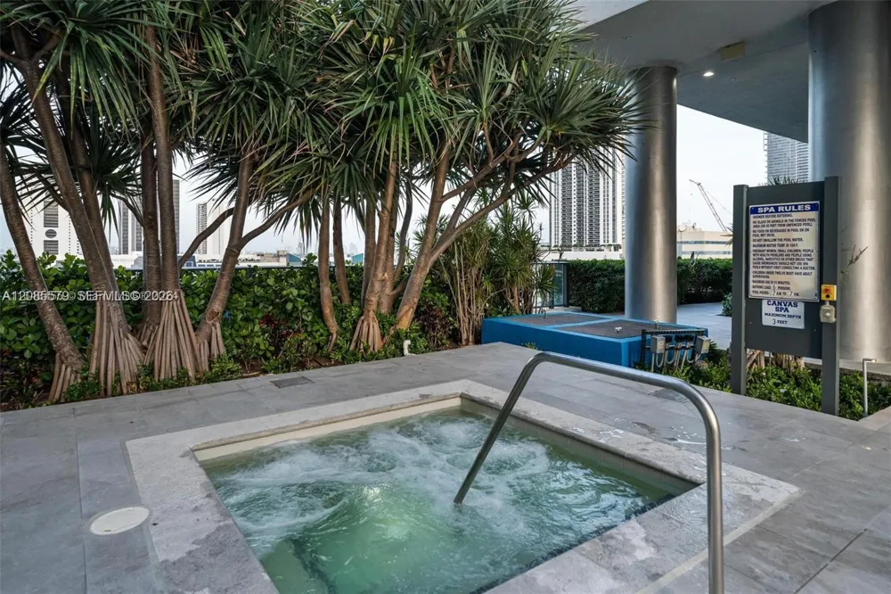 1600 NE 1st Ave #1018 Miami, FL 33132