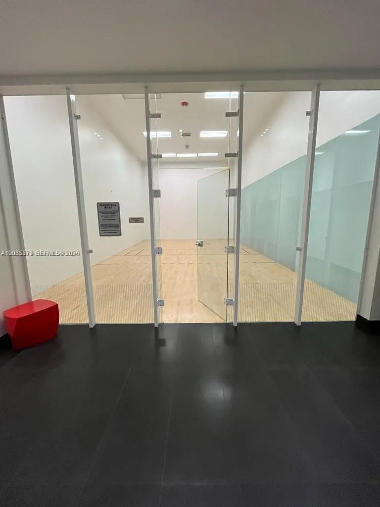 1600 NE 1st Ave #1018 Miami, FL 33132