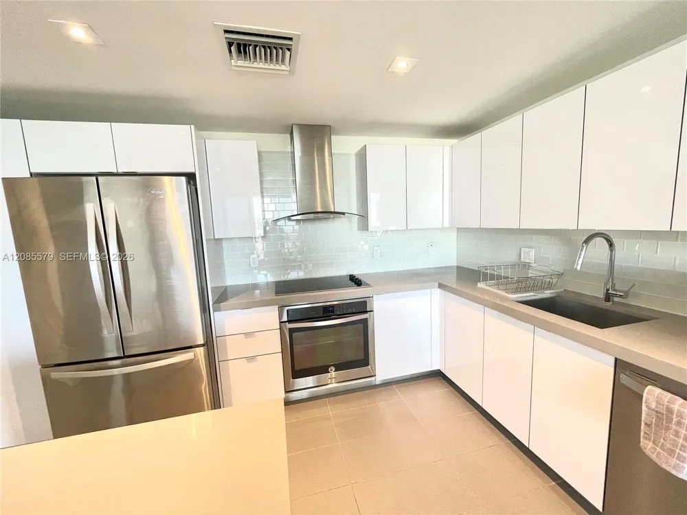 1600 NE 1st Ave #1018 Miami, FL 33132