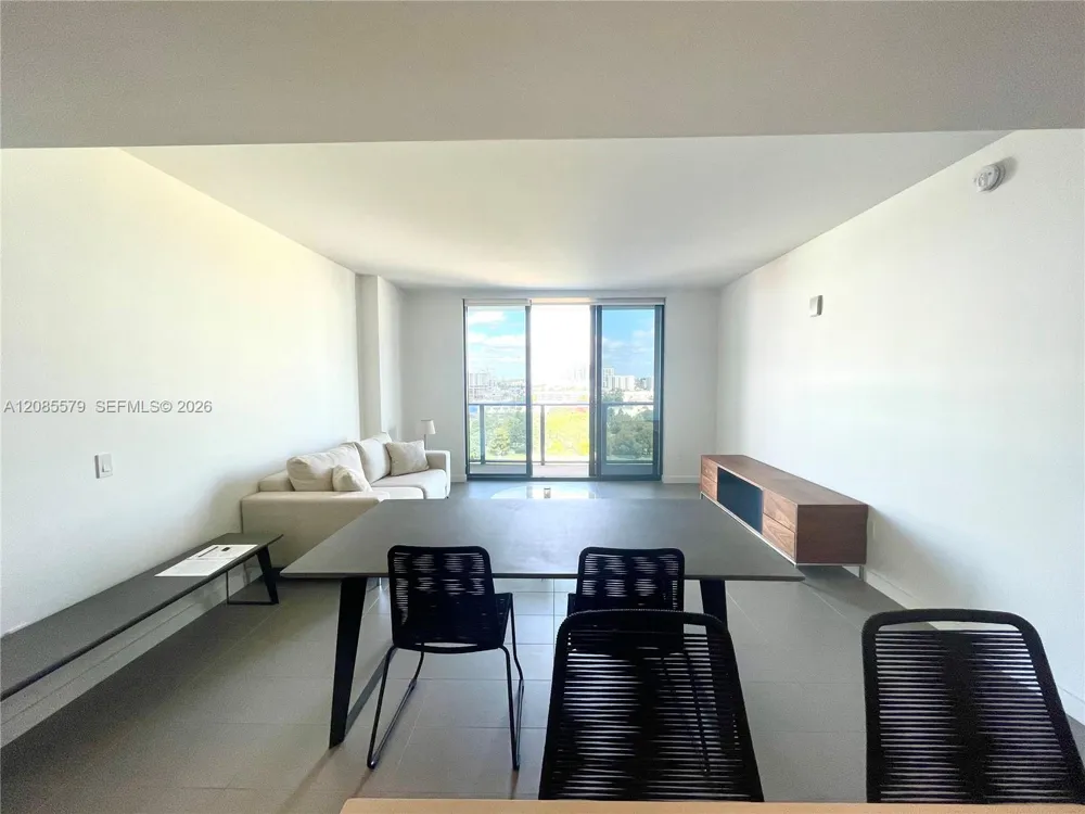 1600 NE 1st Ave #1018 Miami, FL 33132