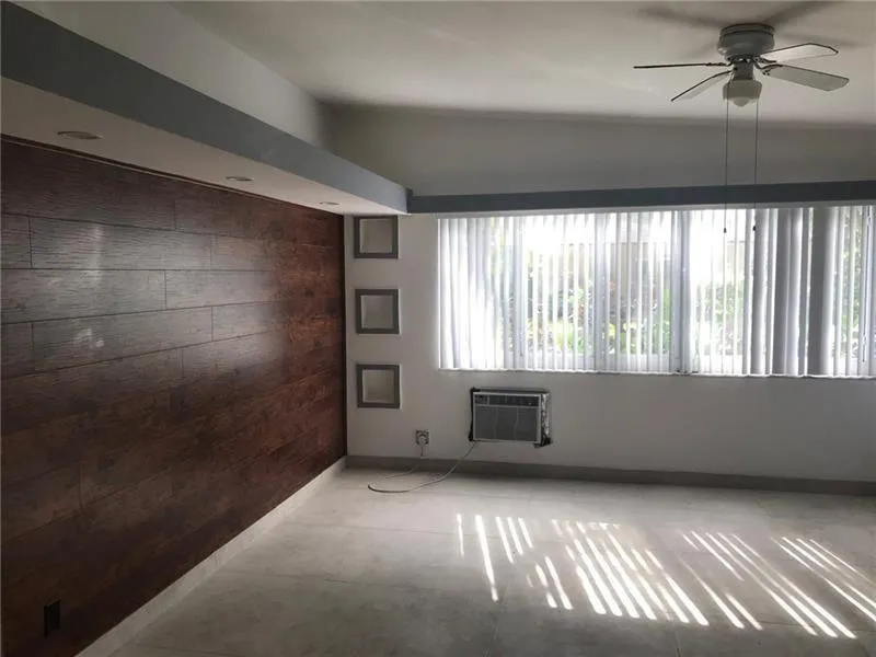 725 S 20TH AVENUE #1 Hollywood, FL 33020