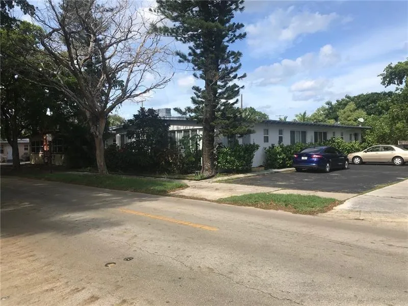 725 S 20TH AVENUE #1 Hollywood, FL 33020