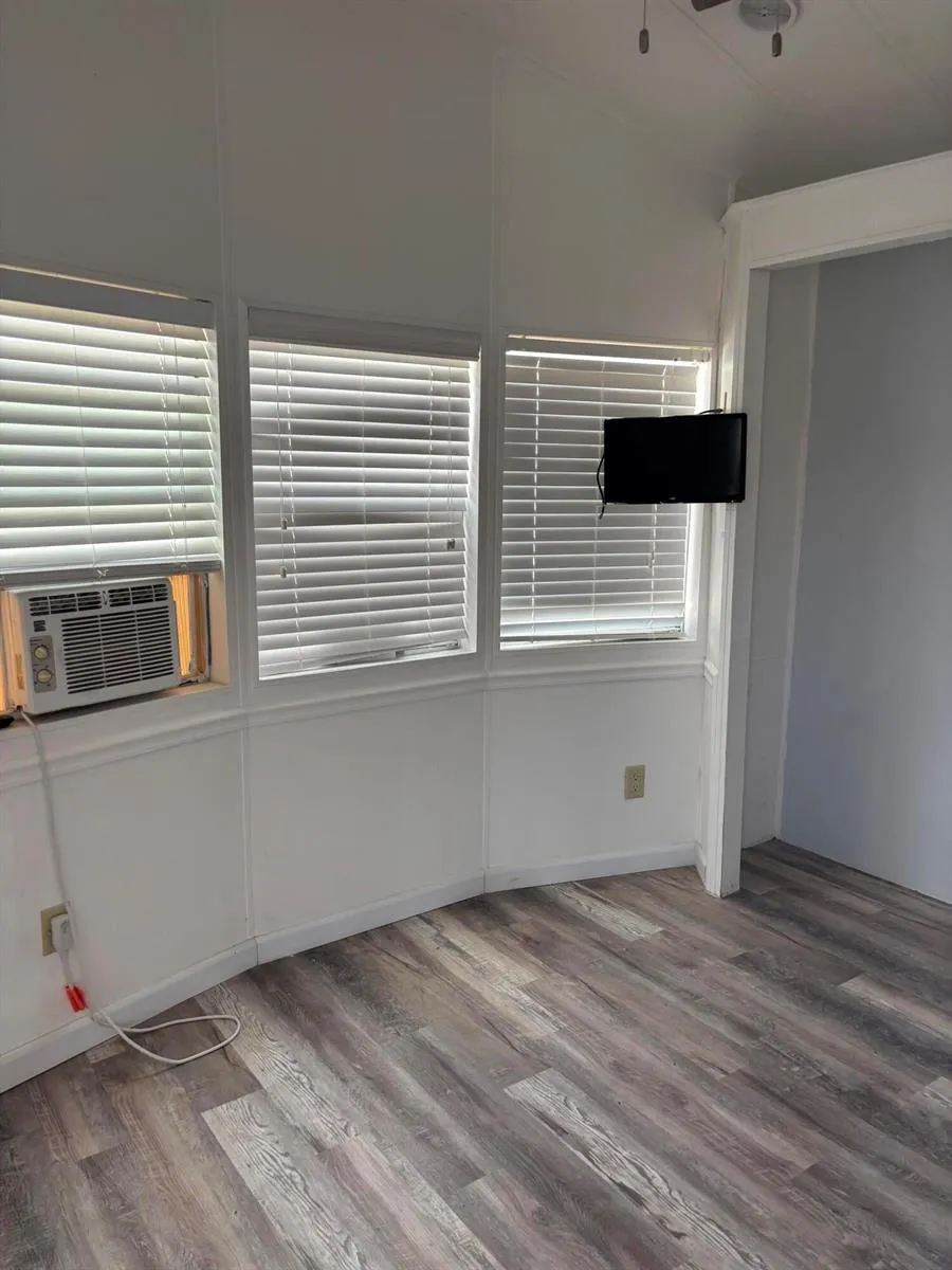 36 E 2nd Street #p4 Key Largo, FL 33037