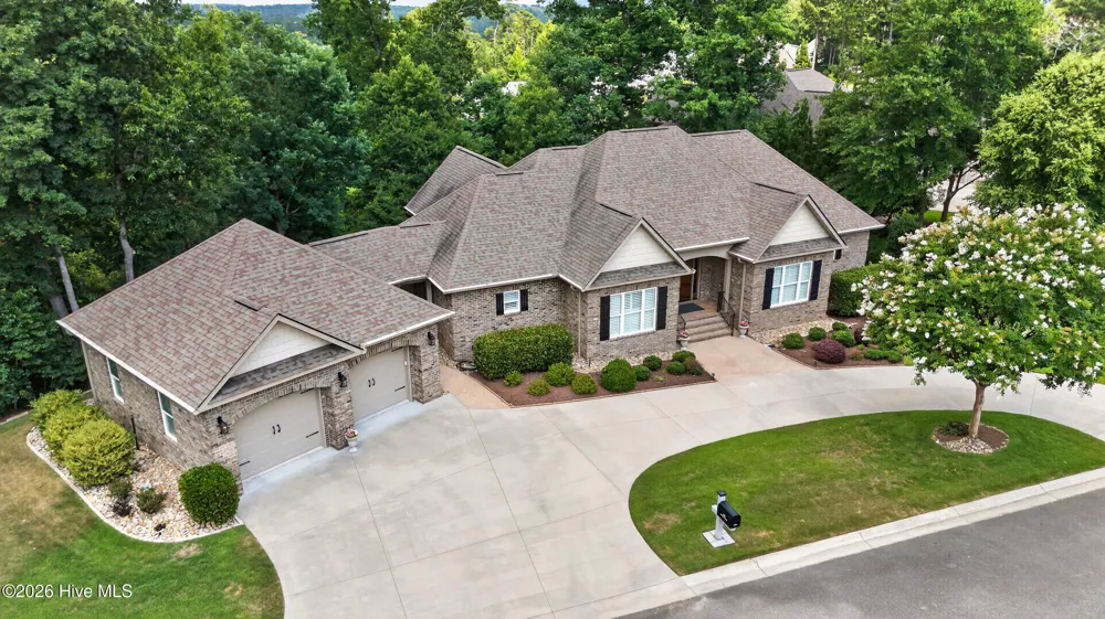 156 Quiet Oak Court Aiken, SC 29803