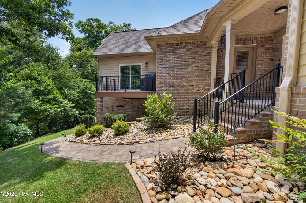 156 Quiet Oak Court Aiken, SC 29803