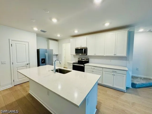 RADIANT COURT Bonita Springs, FL 34135