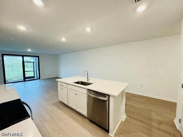 RADIANT COURT Bonita Springs, FL 34135