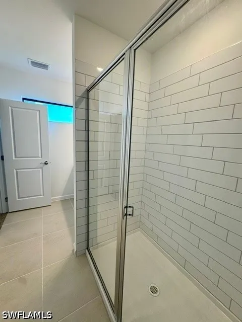 RADIANT COURT Bonita Springs, FL 34135
