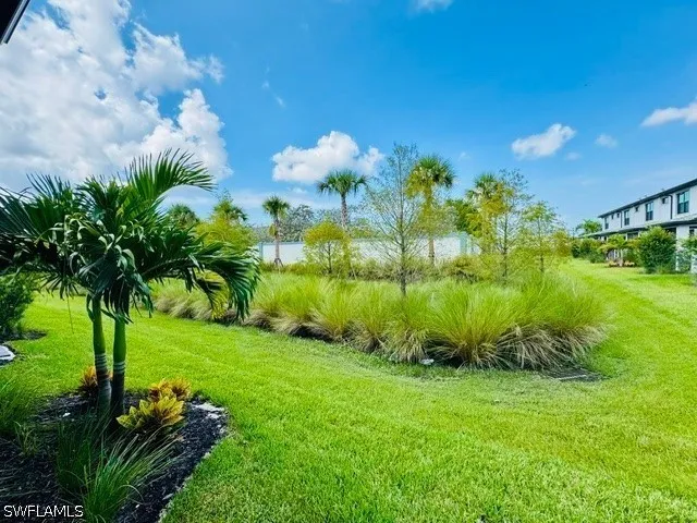 RADIANT COURT Bonita Springs, FL 34135