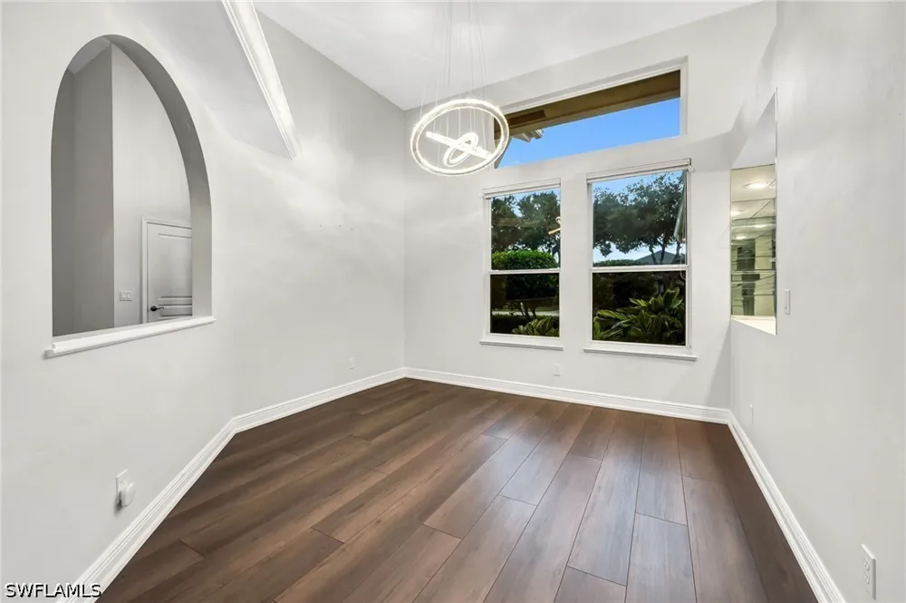 Wilshire Lakes Boulevard Naples, FL 34109