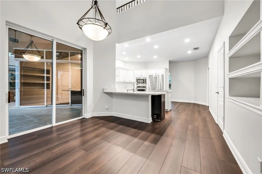 Wilshire Lakes Boulevard Naples, FL 34109