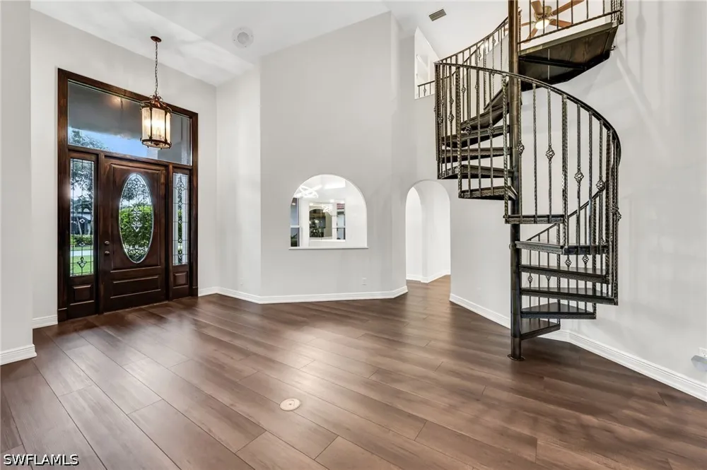 Wilshire Lakes Boulevard Naples, FL 34109