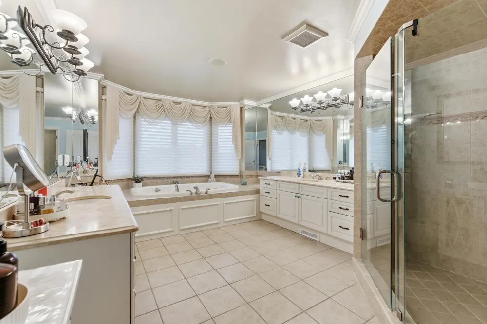5520 Whitehall Boulevard Rochester, MI 48306