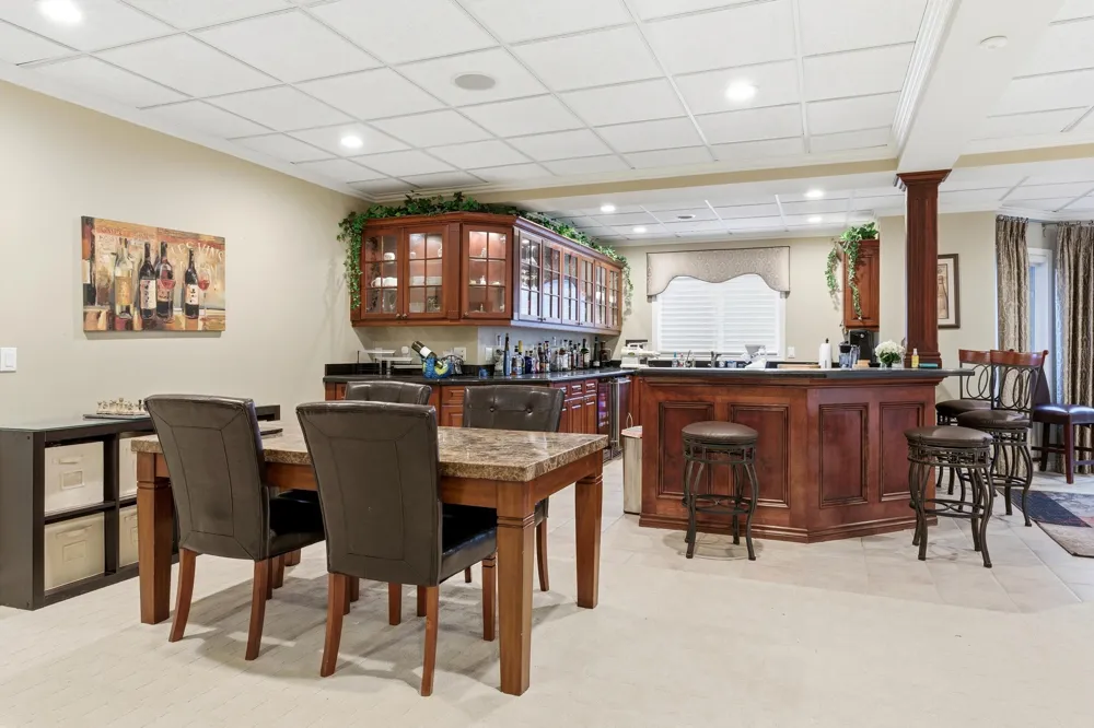 5520 Whitehall Boulevard Rochester, MI 48306