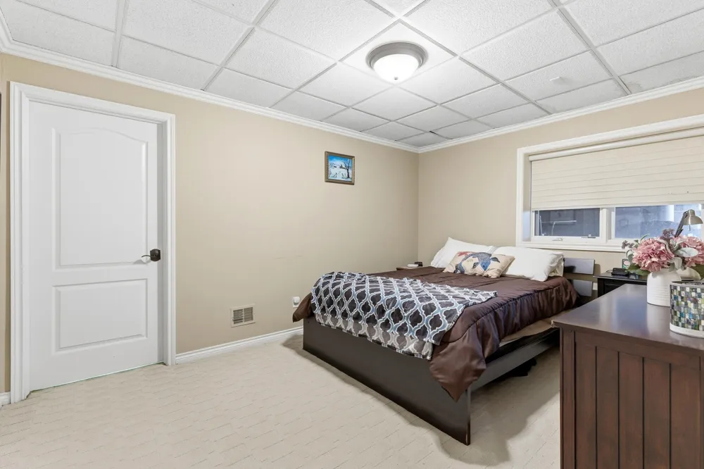 5520 Whitehall Boulevard Rochester, MI 48306