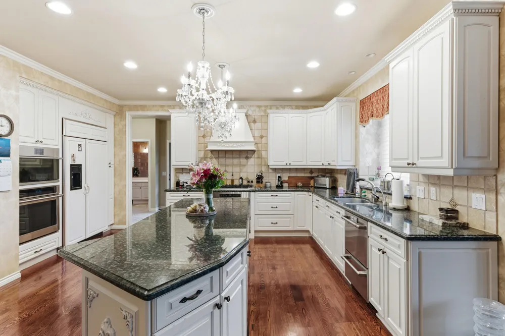 5520 Whitehall Boulevard Rochester, MI 48306