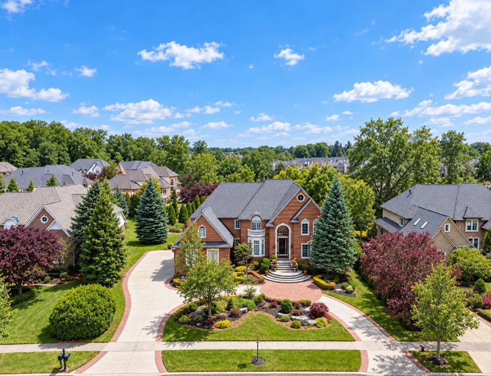 5520 Whitehall Boulevard Rochester, MI 48306