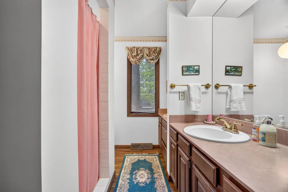 9855 Golf Port Drive Stanwood, MI 49346