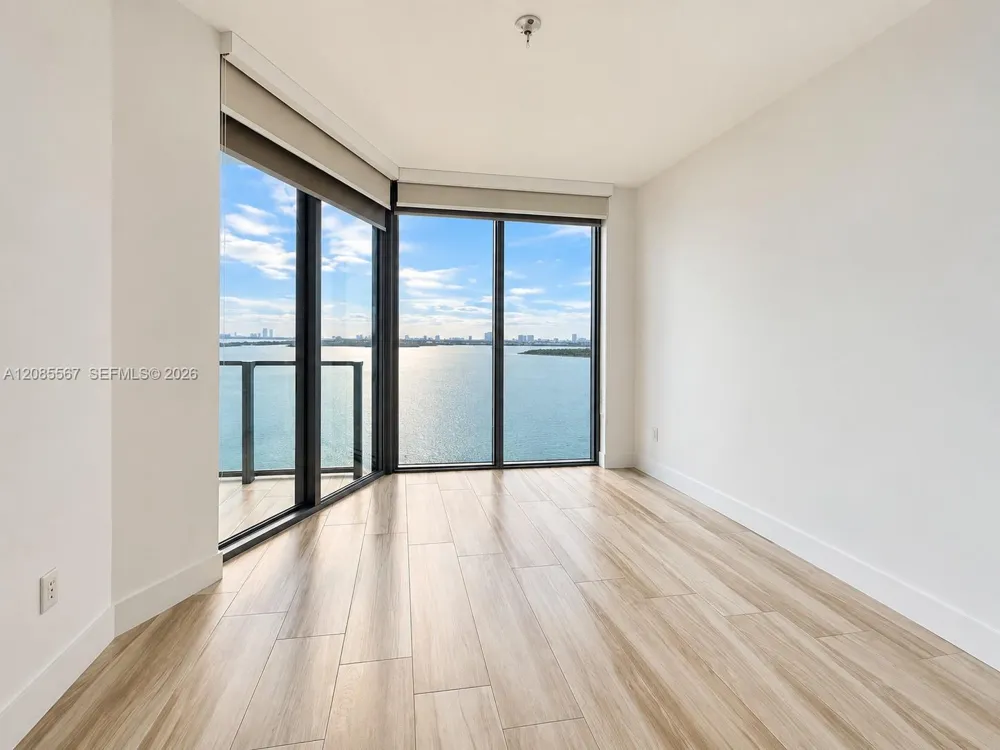 2900 NE 7th Ave #1104 Miami, FL 33137