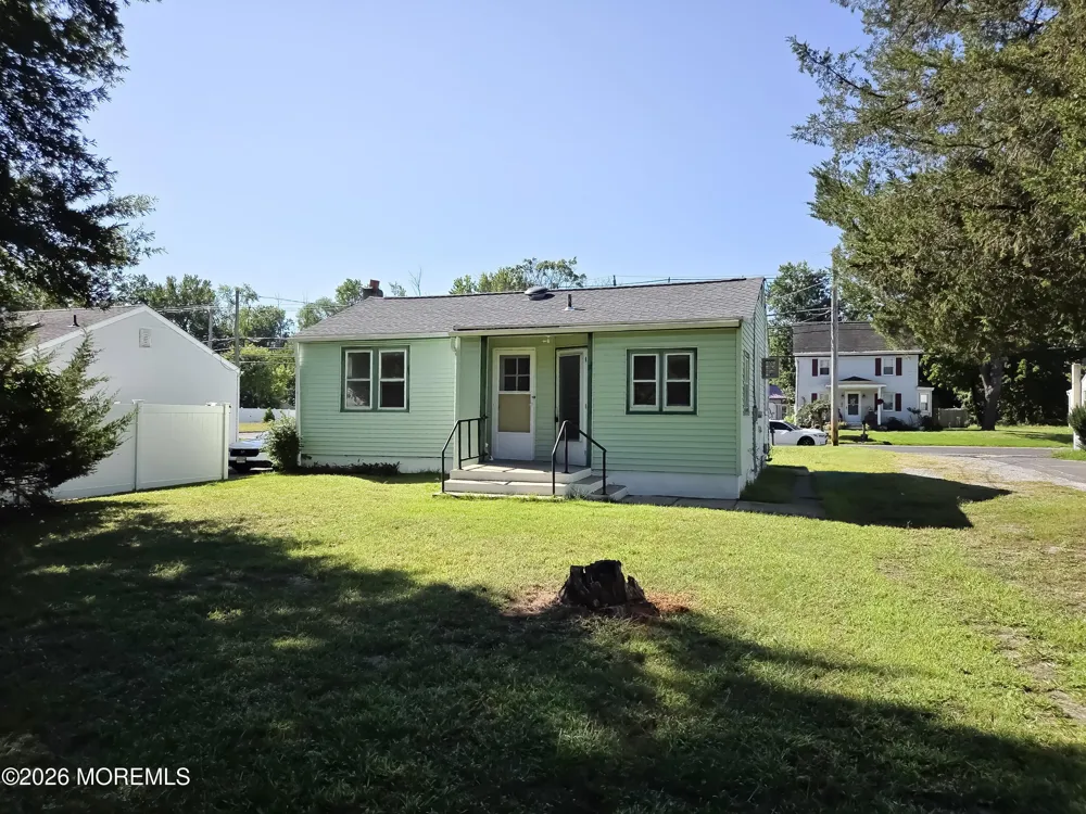 65 Jacobstown Road New Egypt, NJ 08533