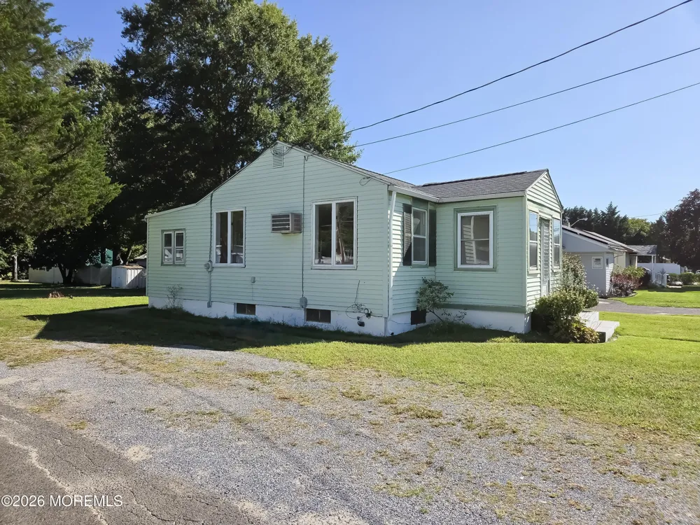 65 Jacobstown Road New Egypt, NJ 08533