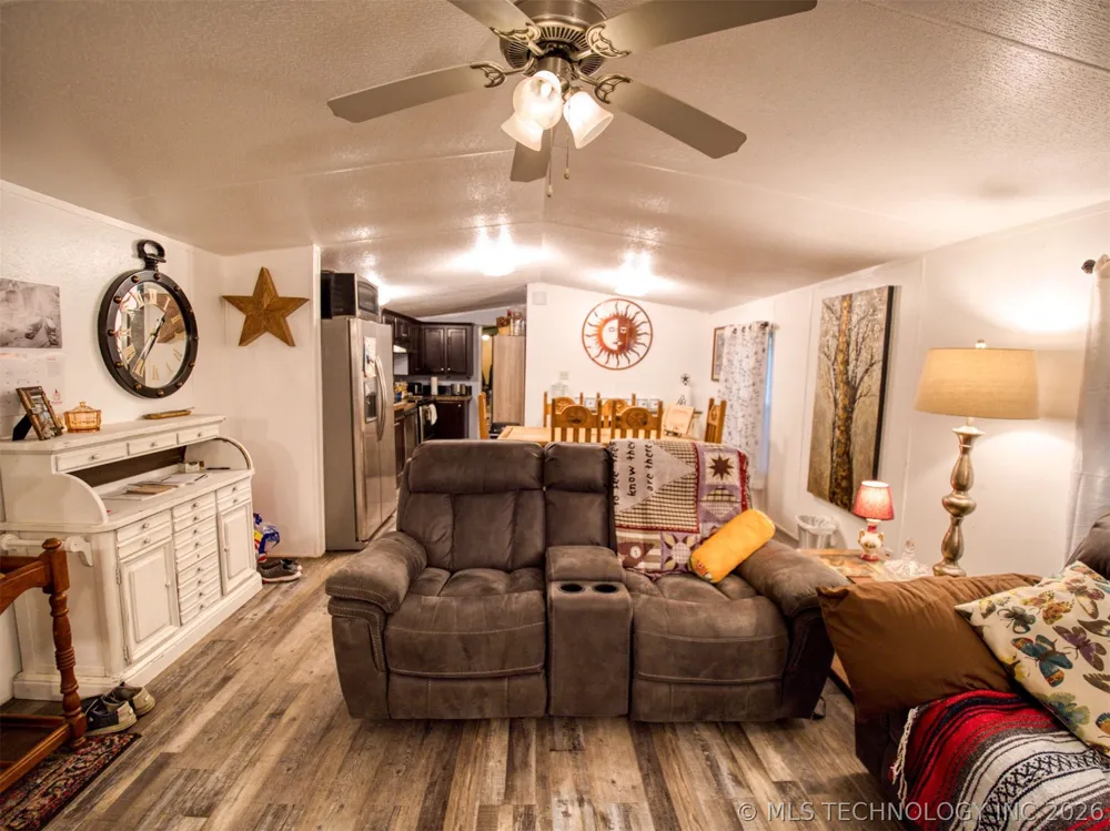 10355 Springfield Lebanon, OK 73440