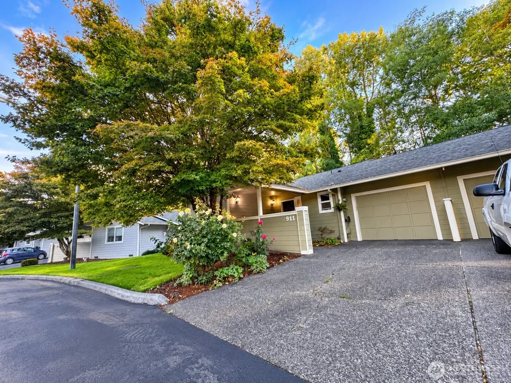 911 NW Leisure Lane Bremerton, WA 98311